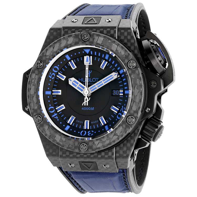 The case made from Carbon Fiber is much lighter but is more robust, providing great reistance to shocking.