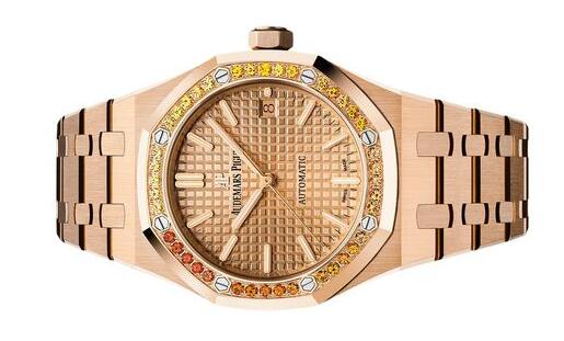 Forever reproduction watches are fashionable in pink gold.