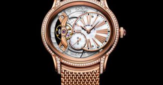 The 18k rose gold copy watches are decorated with diamonds.